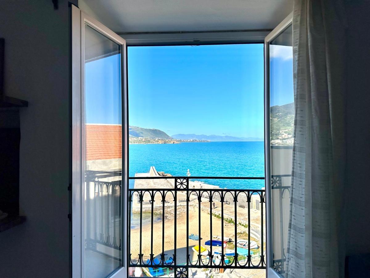 Molo Sea View Apartment Cefalù Exterior foto